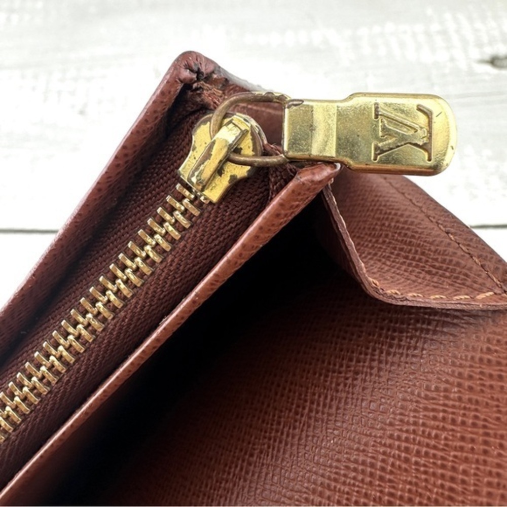 AUTHENTIC LOUIS VUITTON Monogram Porte-Monnaie Billets Tresor Wallet. - Picture 6 of 16